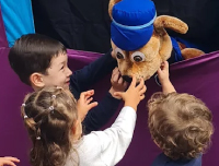 show-infantil-con-títeres-one-two-play